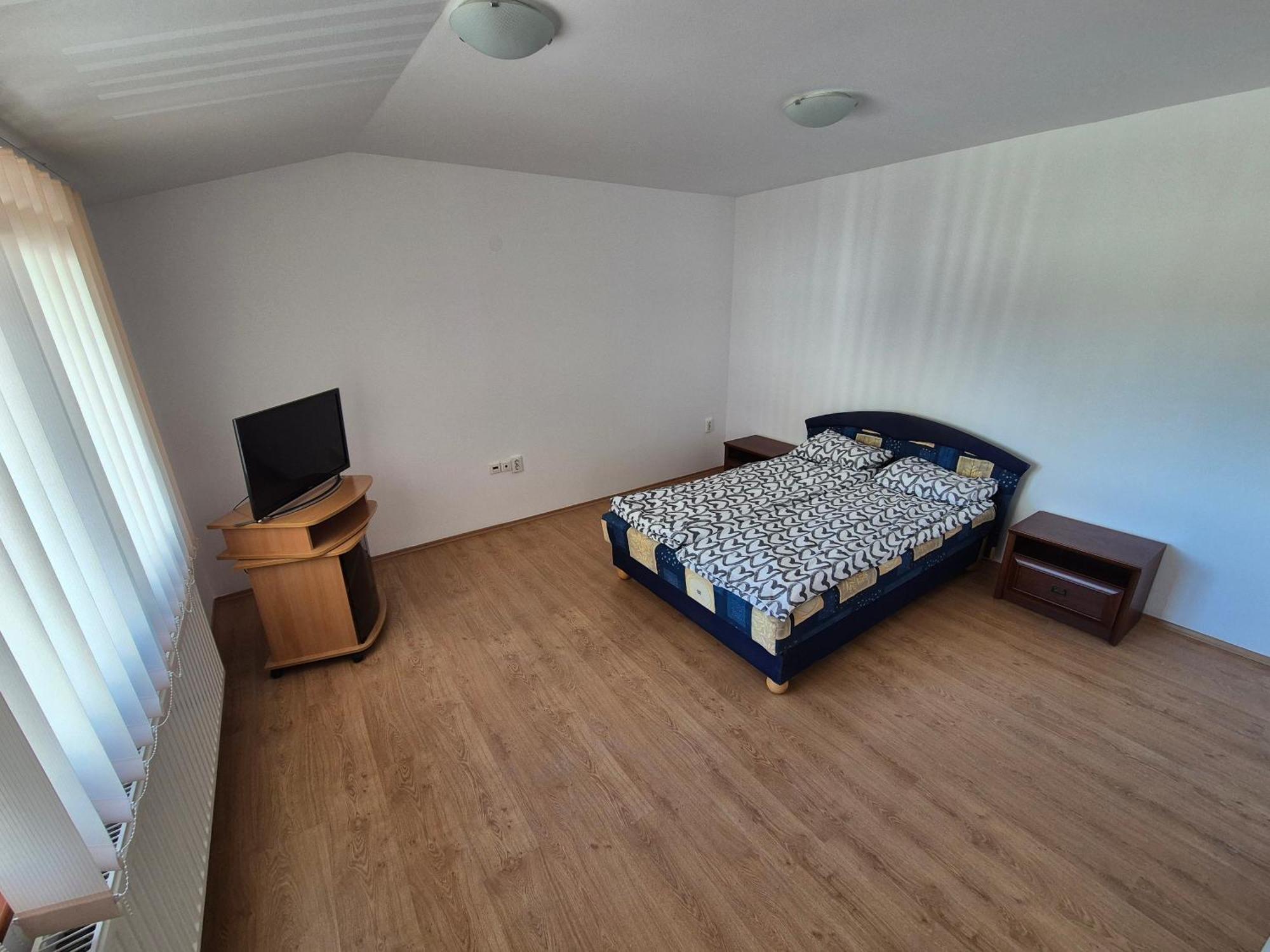 Wolf Apartments Sîngeorgiu de Mureş Eksteriør billede